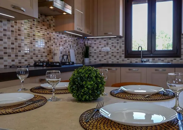 Casa Avgerinou Villa